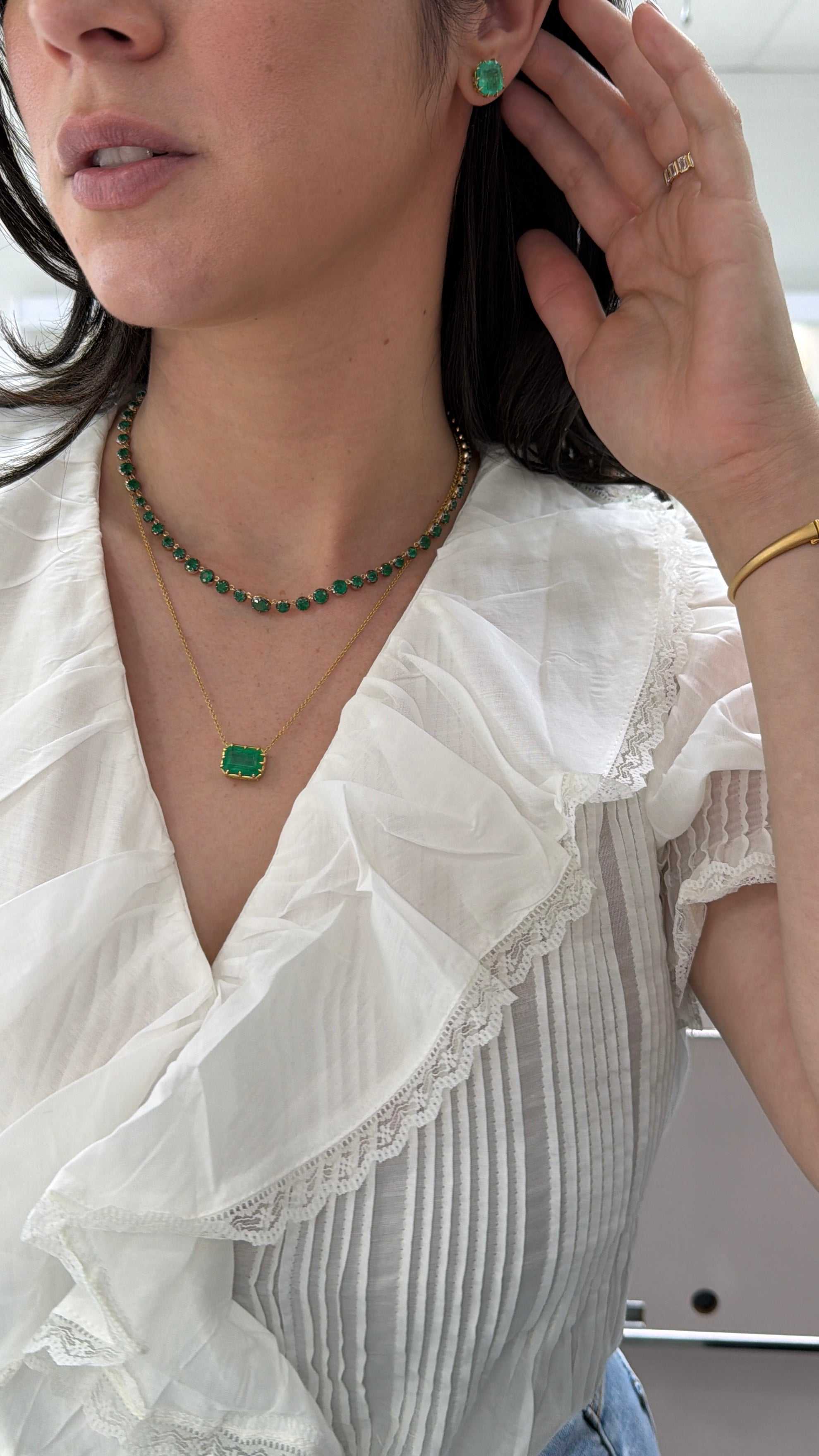 15.38tcw Round Emerald Button Back Tennis Necklace 14K