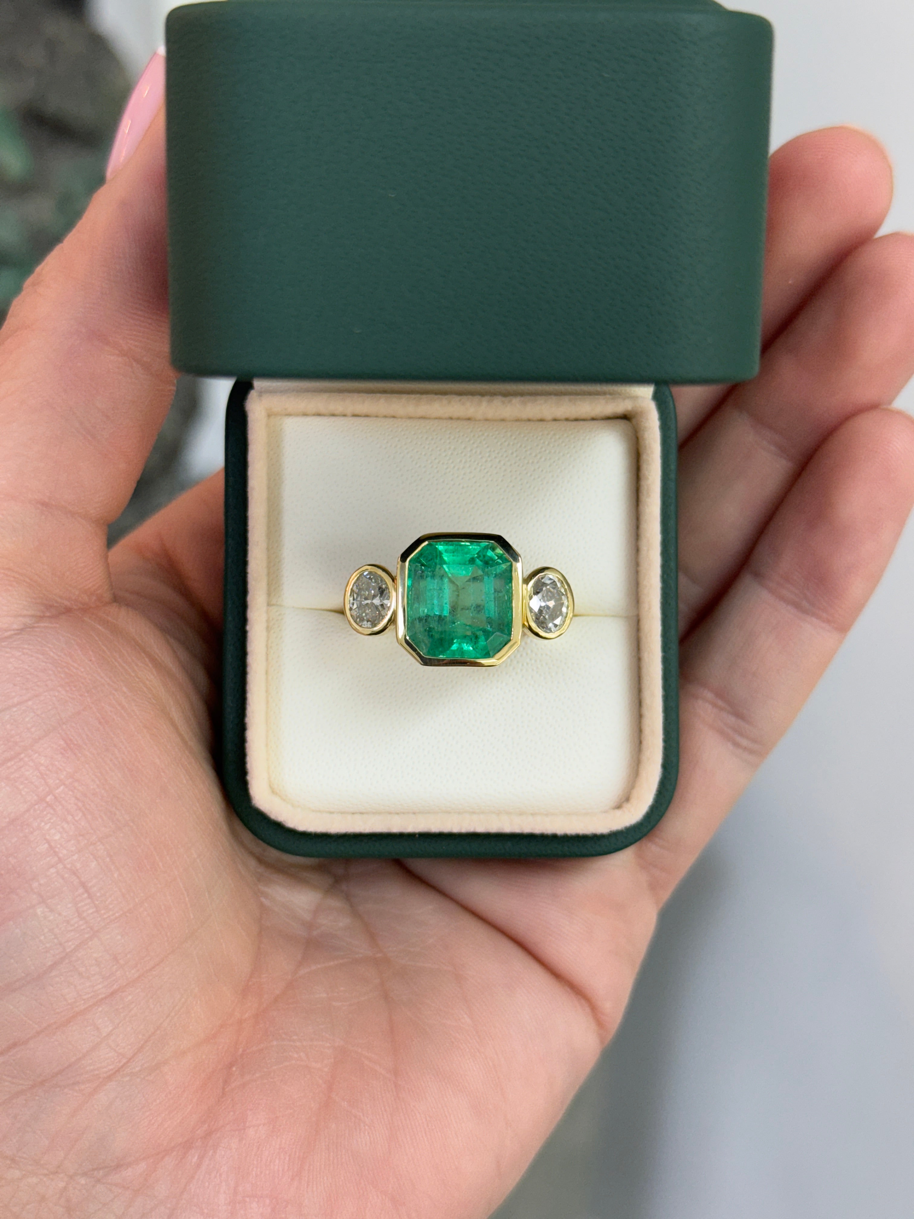 9.10tcw Bezel Set Colombian Emerald & Oval Diamond 18K Ring - JR Colombian Emeralds