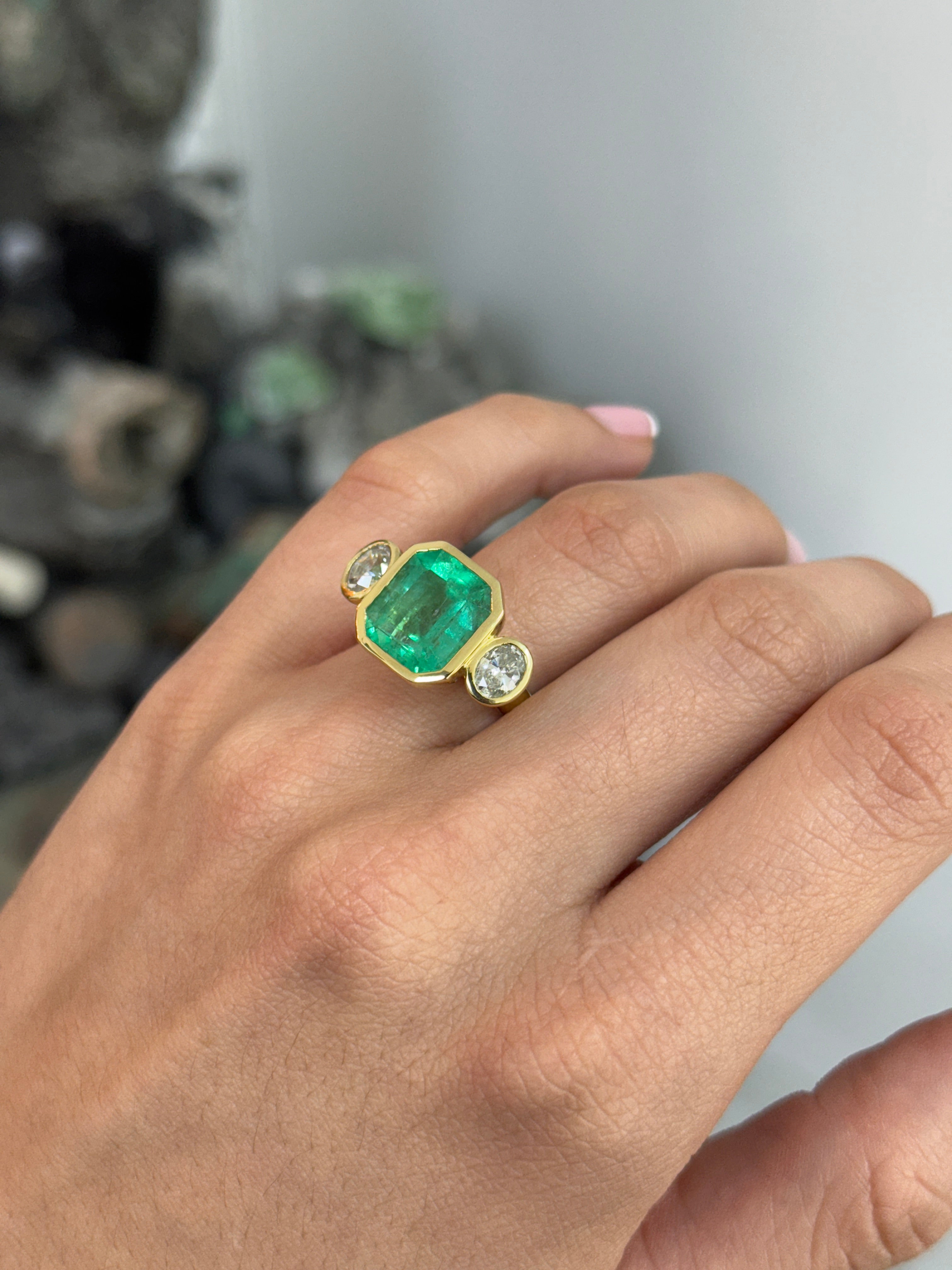 9.10tcw Bezel Set Colombian Emerald & Oval Diamond 18K Ring - JR Colombian Emeralds