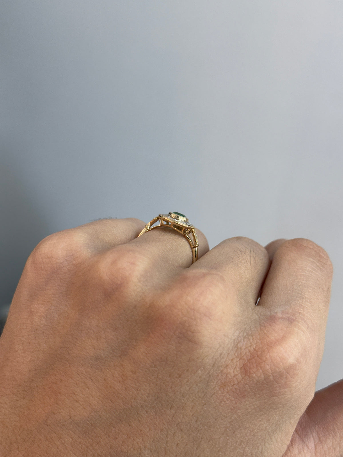 1.25tcw Colombian Emerald & Diamond Ballerina Ring 14K