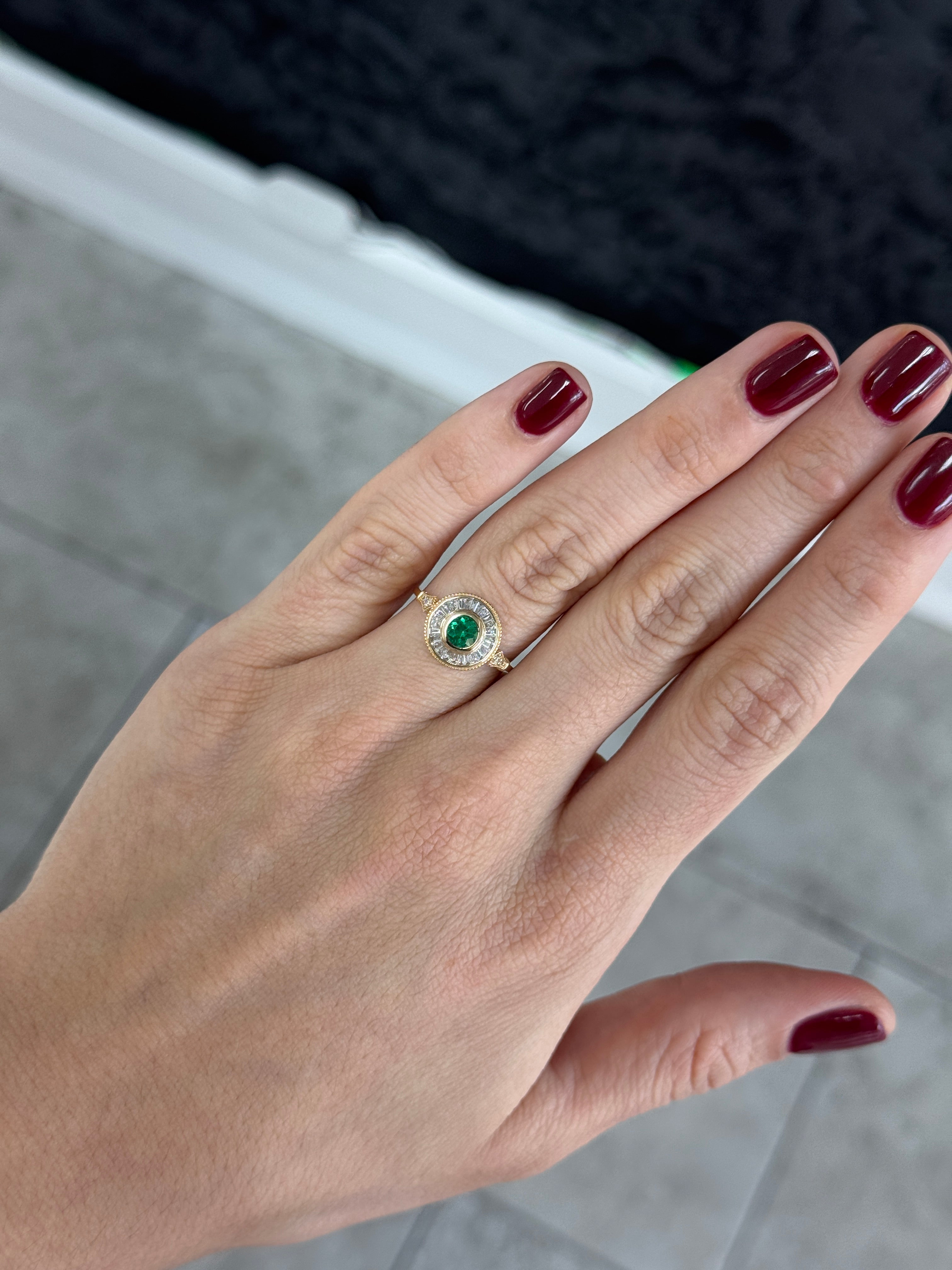 1.25tcw Colombian Emerald & Diamond Ballerina Ring 14K