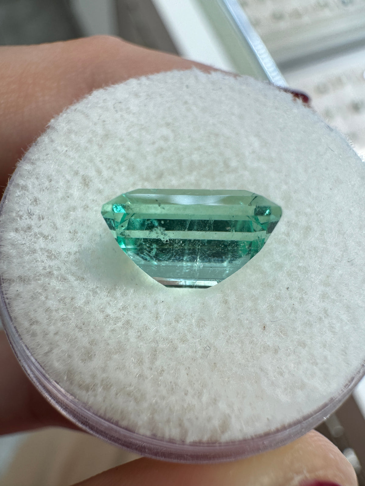3.09ct 10x7.5 Jyotish Crystal Clear Light Green Colombian Emerald