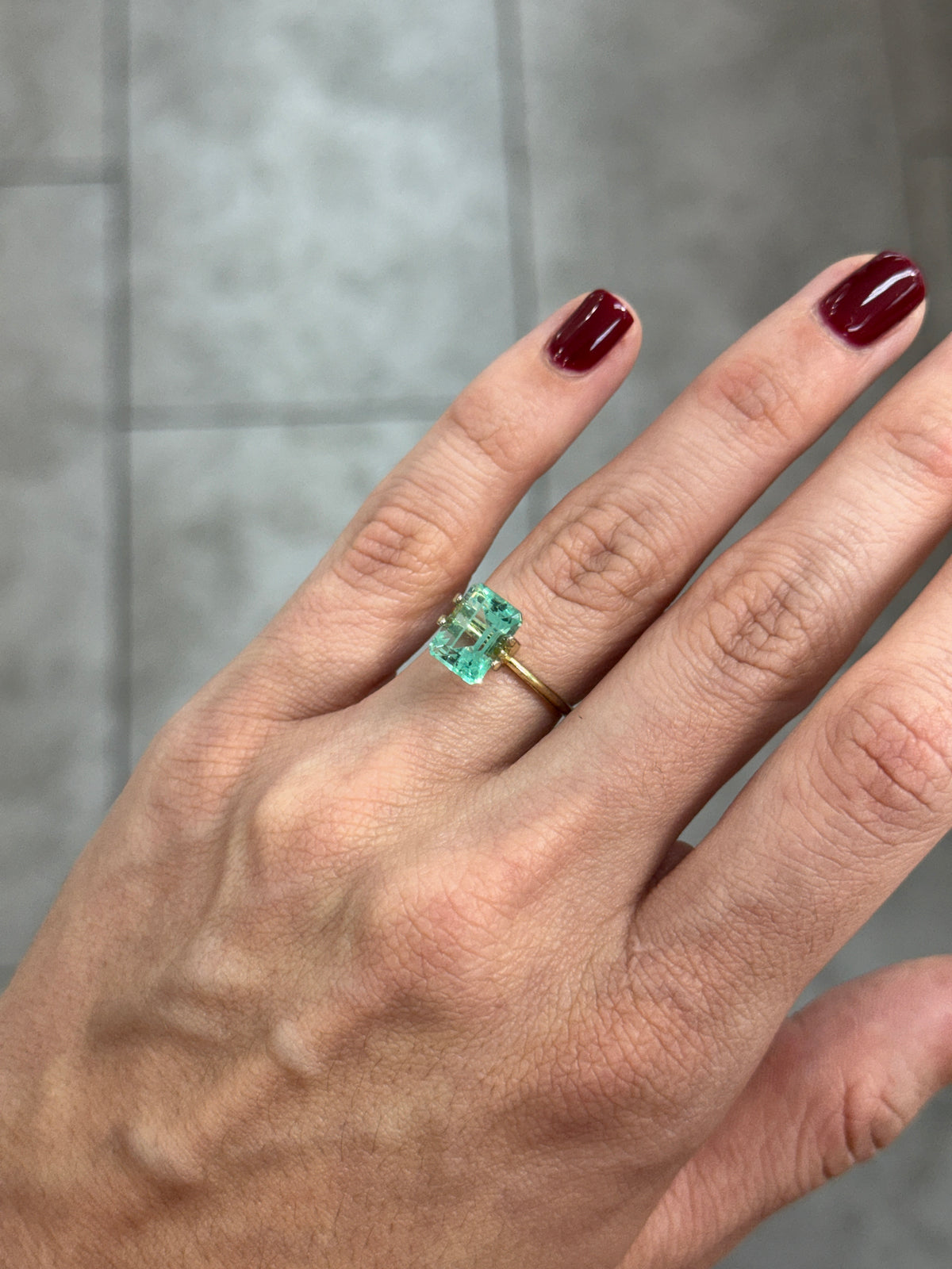 3.09ct 10x7.5 Jyotish Crystal Clear Light Green Colombian Emerald