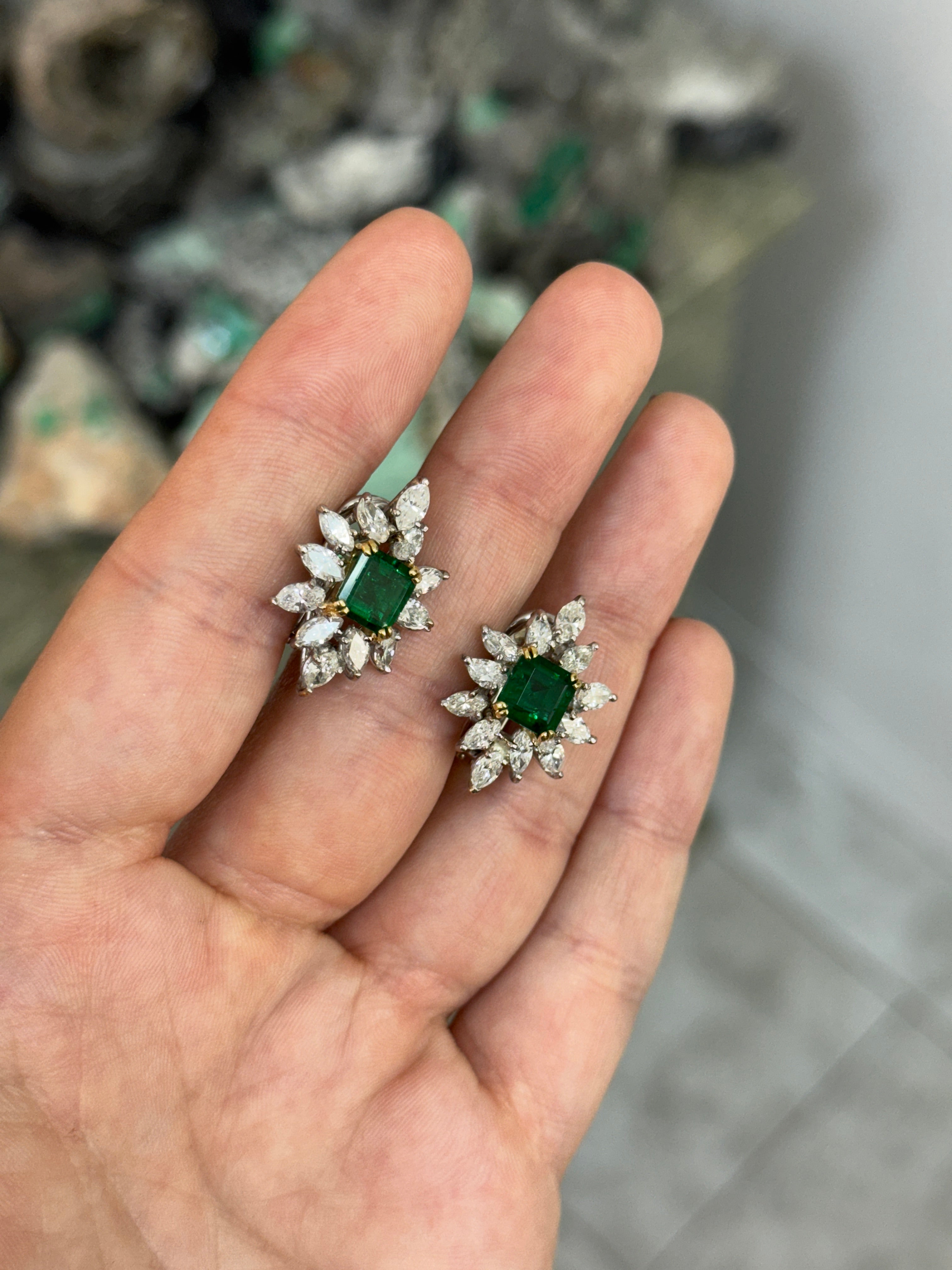 18K AAA+ rich emerald and diamond starburst cocktail earrings by JR Colombian Emeralds, featuring 7.92 tcw gemstones and intricate design.