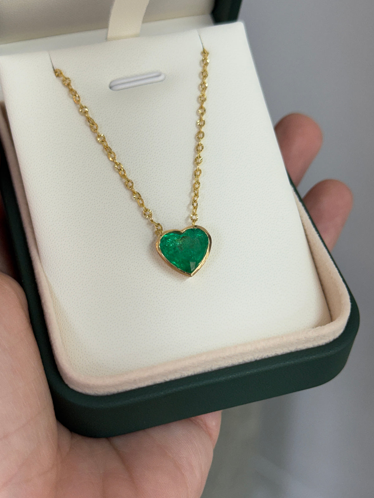 2.98ct 18K Colombian Emerald Heart Cut Solitaire Bezel Necklace