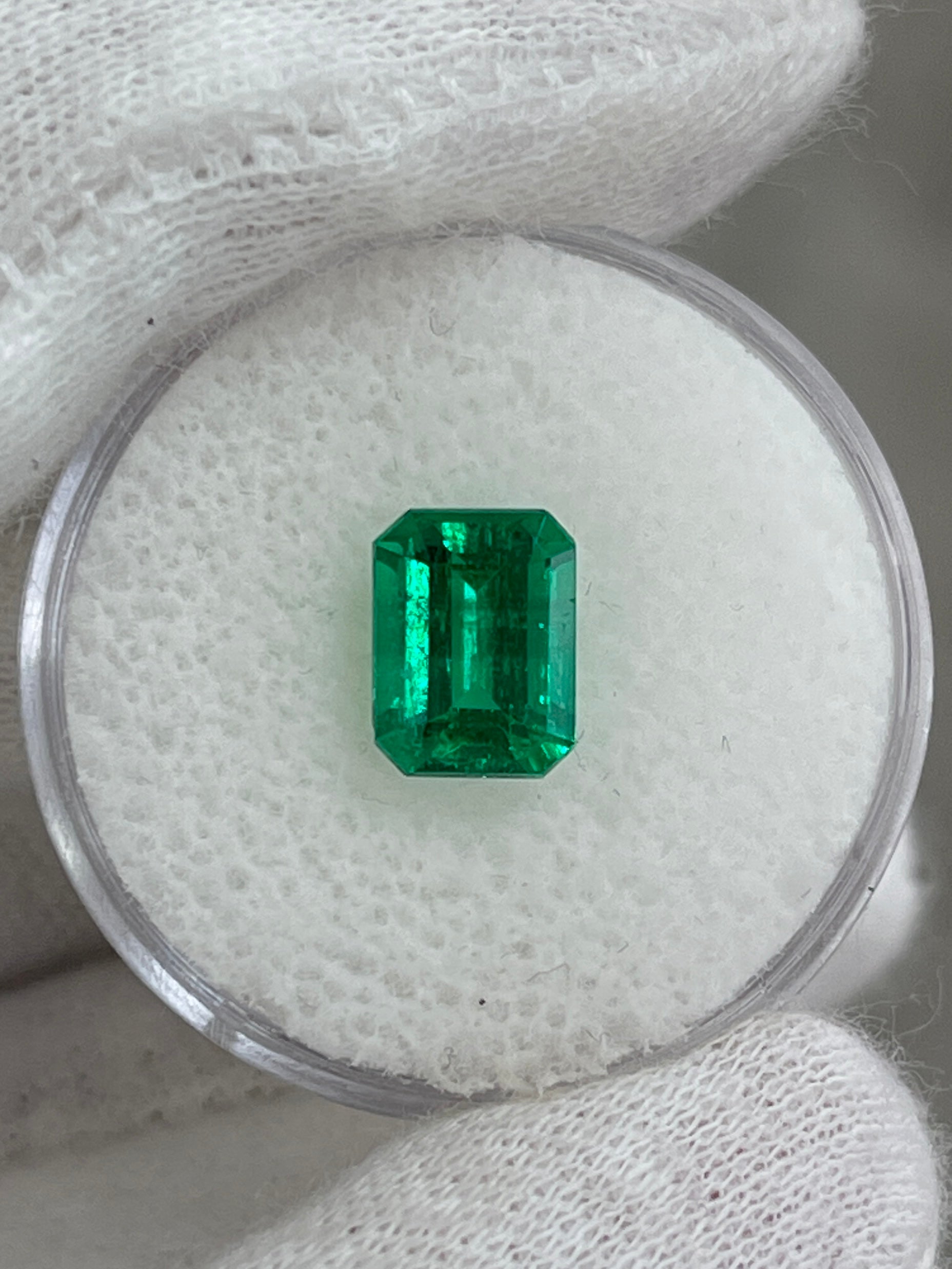 1.85 Carat AAA 8.5x6.5 Minor Oil Vivid Green Natural Loose Colombian Emerald- Emerald Cut - JR Colombian Emeralds