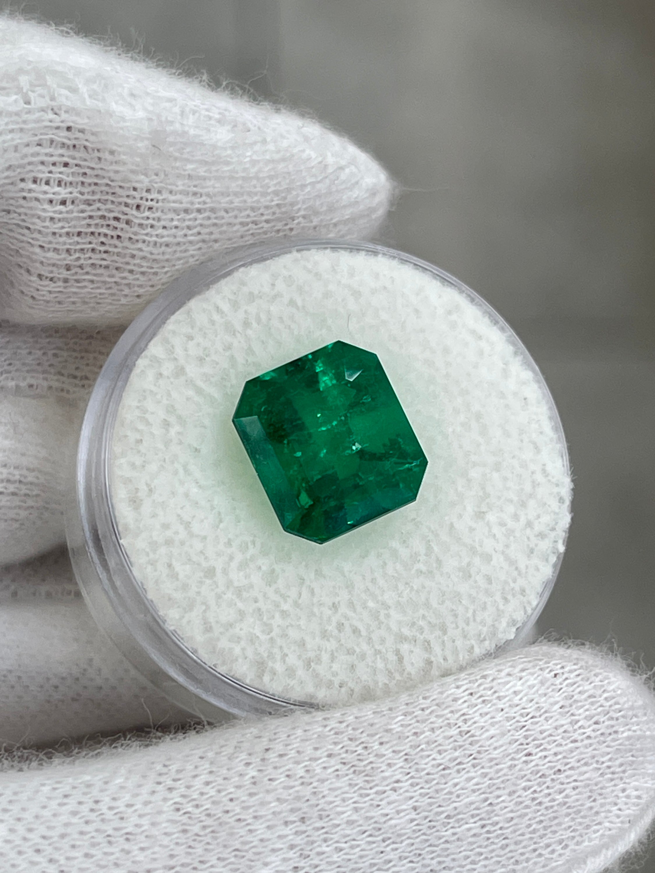 4.16 Carat AAA Minor Oil 10.4x9.4 Vivid Muzo Natural Loose Colombian Emerald-Asscher Cut - JR Colombian Emeralds