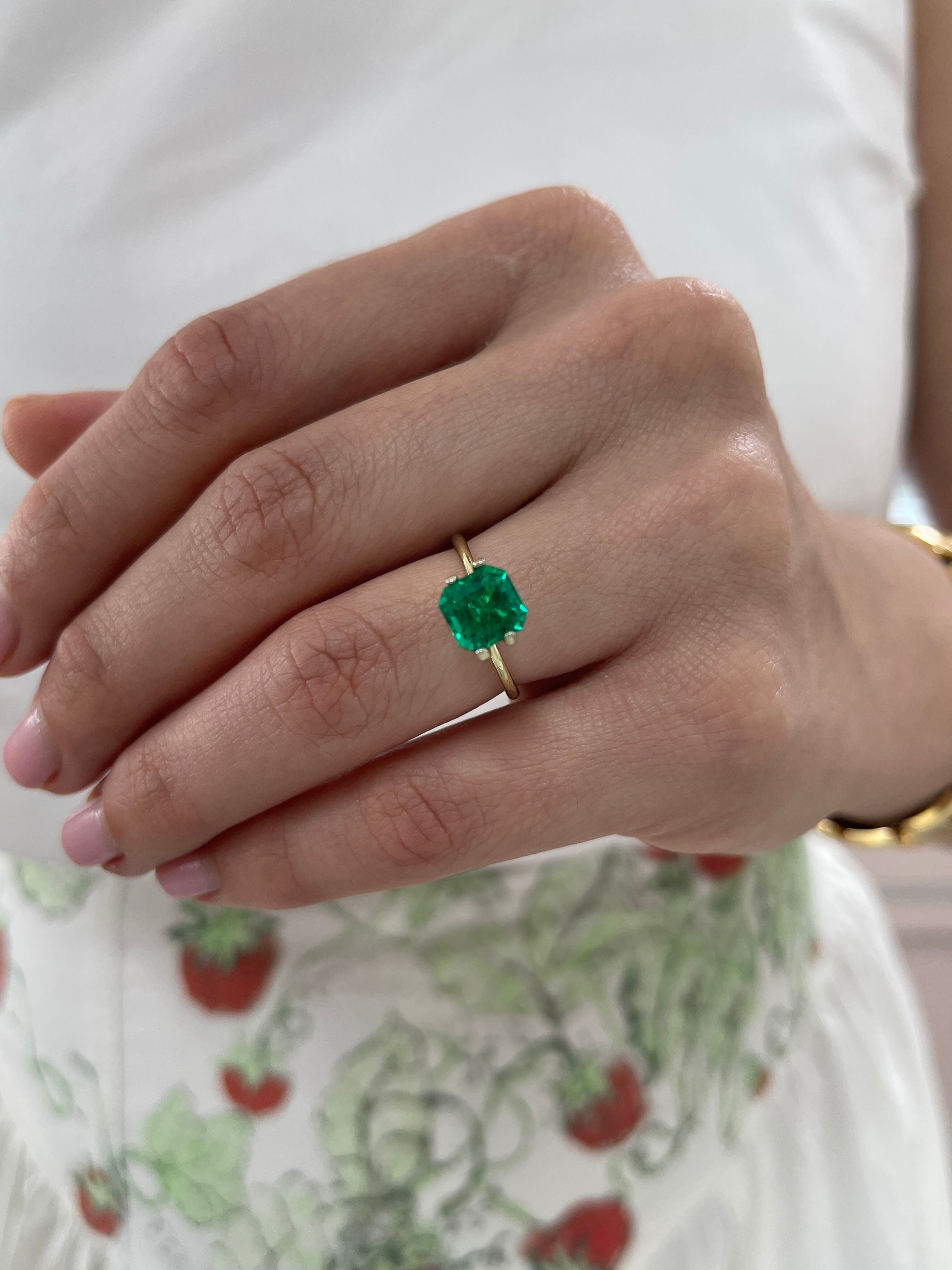 1.93 Carat 7.5x7.3 AAA+ Minor Oil Vivid Natural Loose Colombian Emerald-Asscher Cut - JR Colombian Emeralds