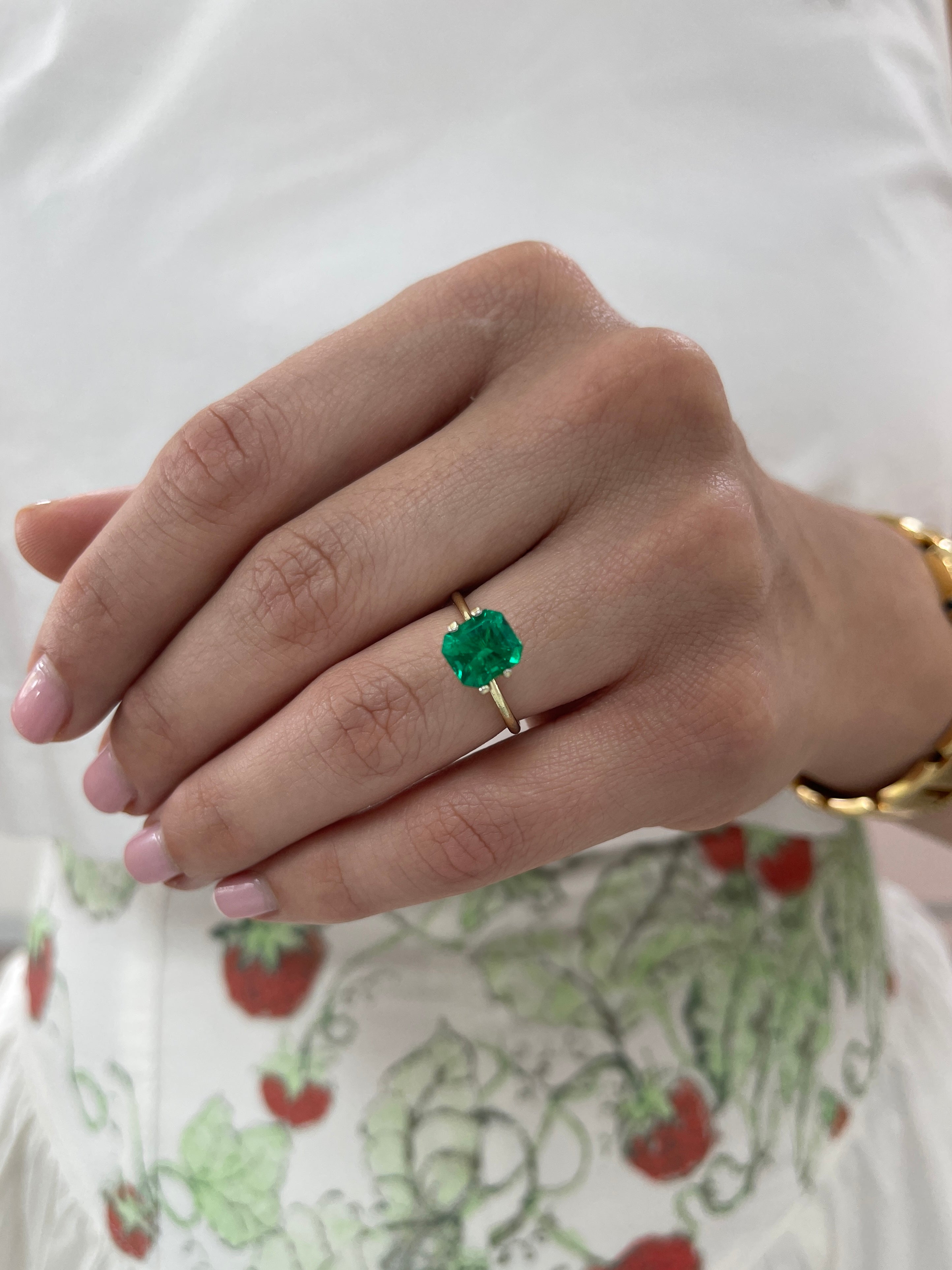 1.99 Carat 8x7 AAA+ Minor Oil Natural Loose Colombian Emerald-Emerald Cut - JR Colombian Emeralds