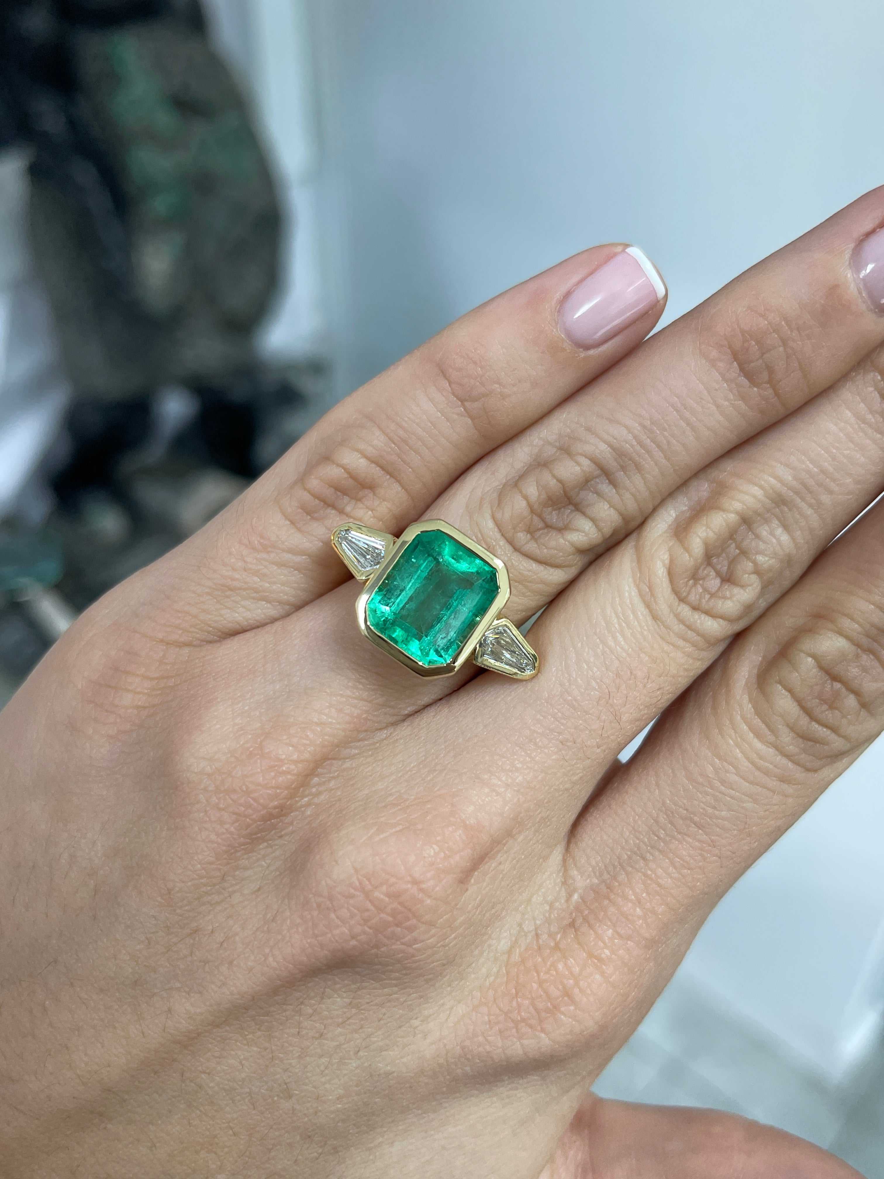7.49tcw Colombian Emerald & Kite Diamond Three Stone Ring 18K Gold Bezel Set - JR Colombian Emeralds