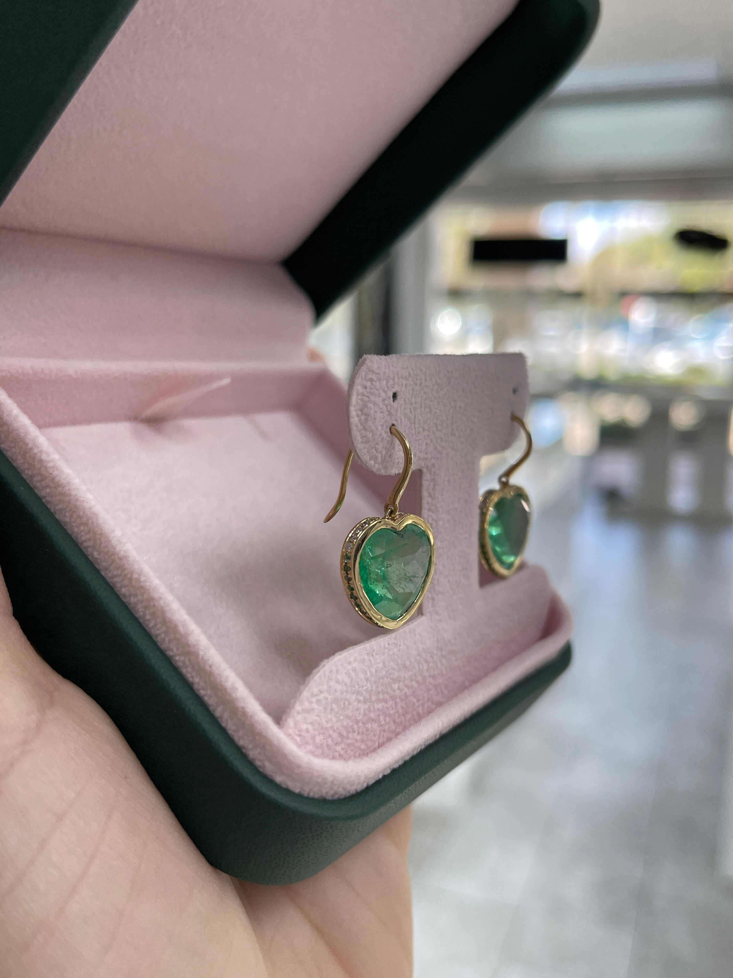 17.40tcw Bubbly Colombian Emerald Heart Dangle Earrings with Ombre Diamond & Emerald Bezel 18K - JR Colombian Emeralds