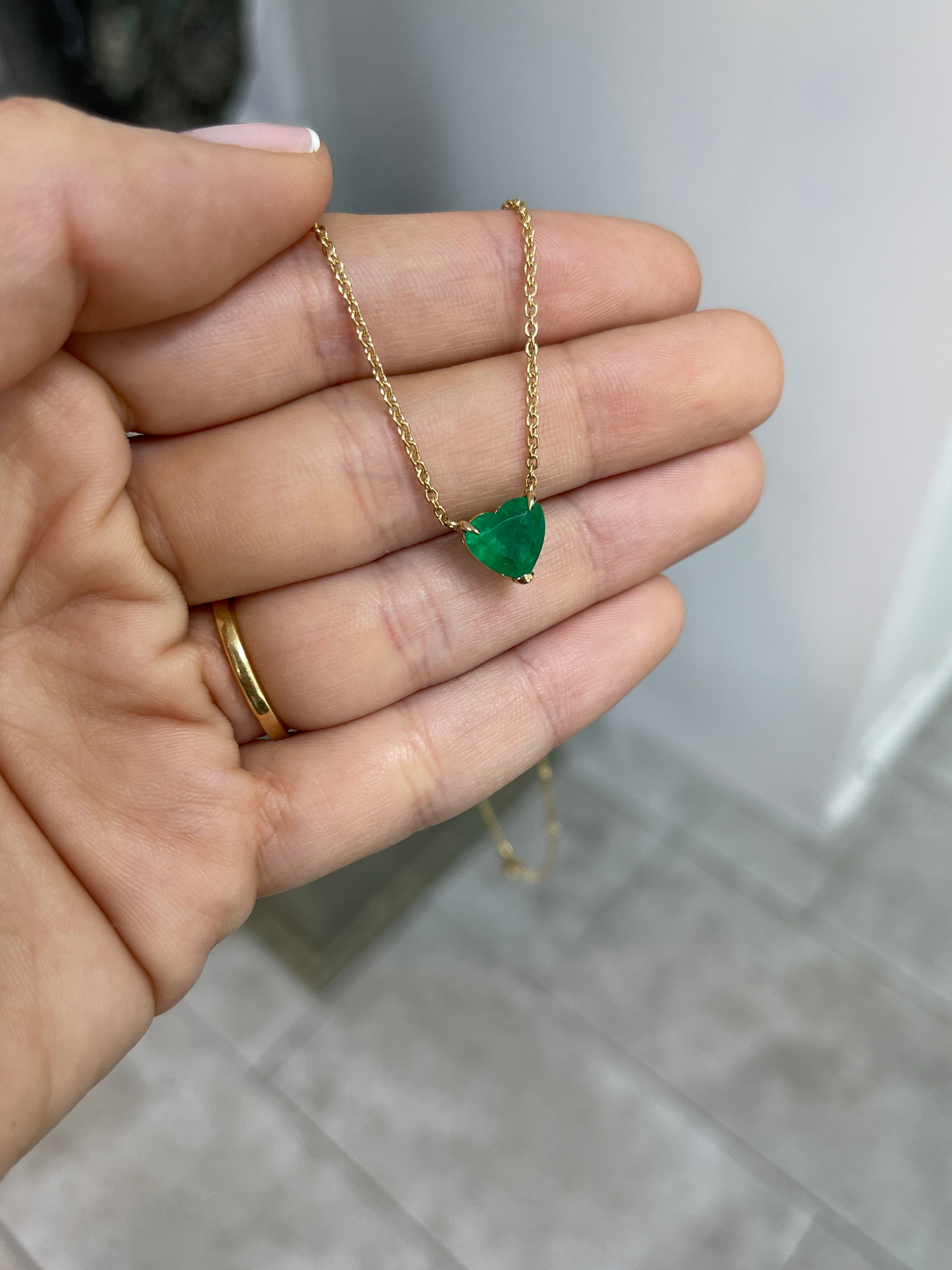 2.22 Carat Colombian Emerald Heart Cut Solitaire 18K Necklace - JR Colombian Emeralds