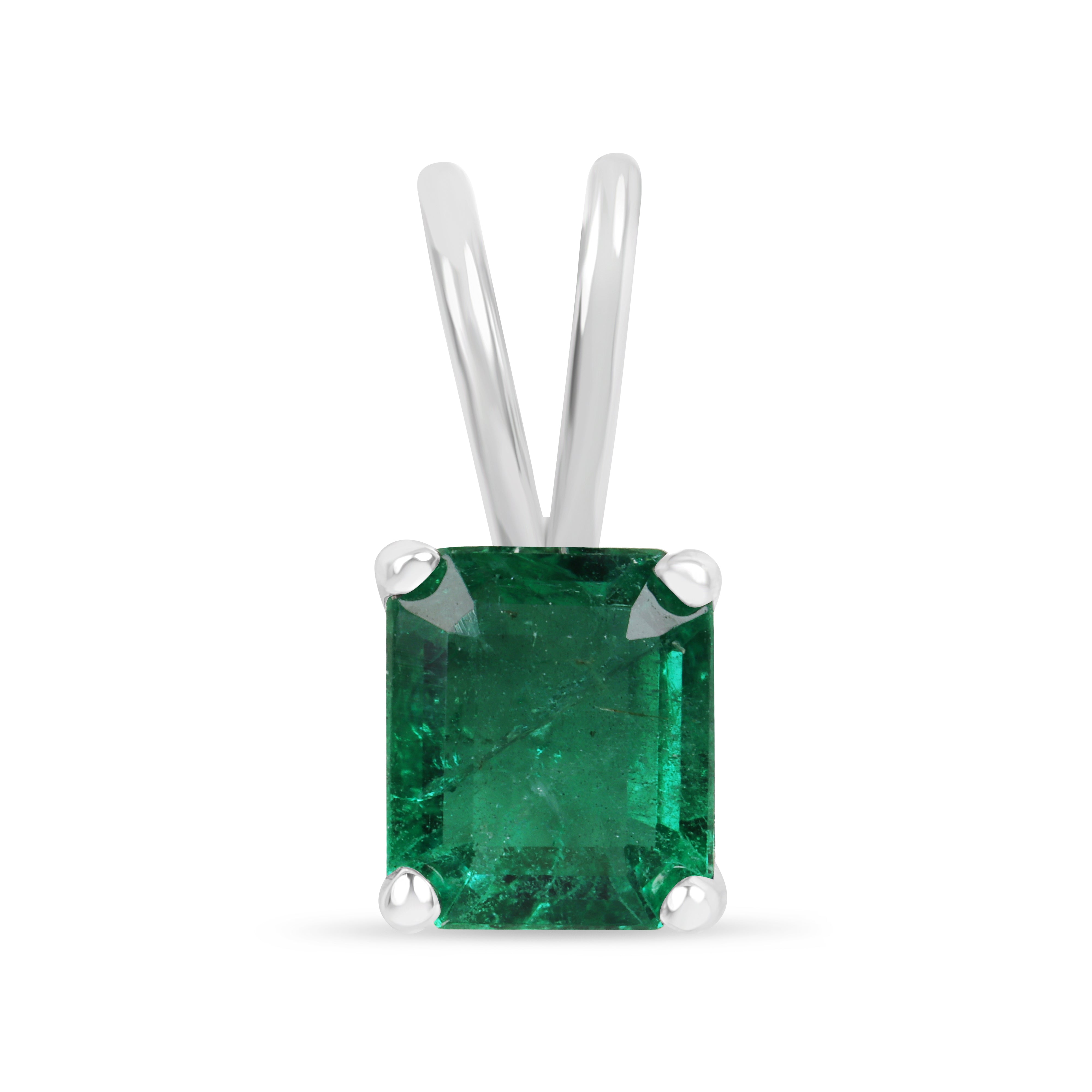 Collana con solitario in platino da 2,10 carati con uno smeraldo dal verde intenso a taglio Asscher, disegnata da JR Colombian Emeralds.
