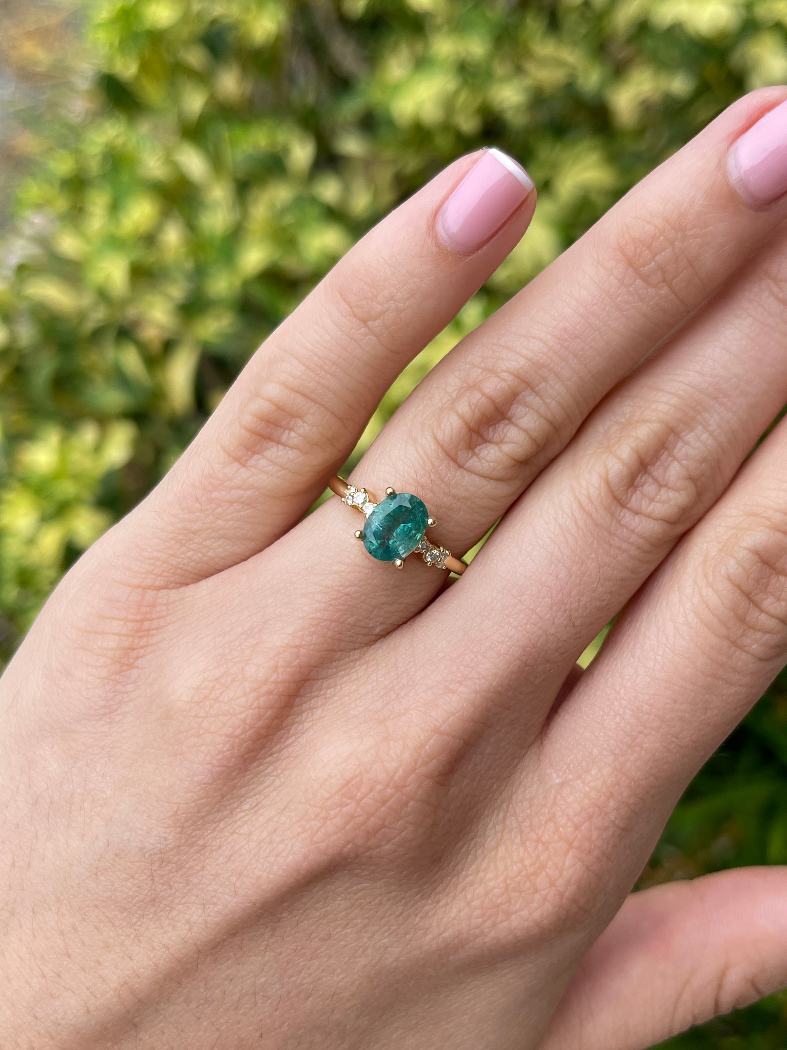 1.41tcw 18K Oval Cut Emerald & Diamond Constellation Accent Right Hand Ring - JR Colombian Emeralds