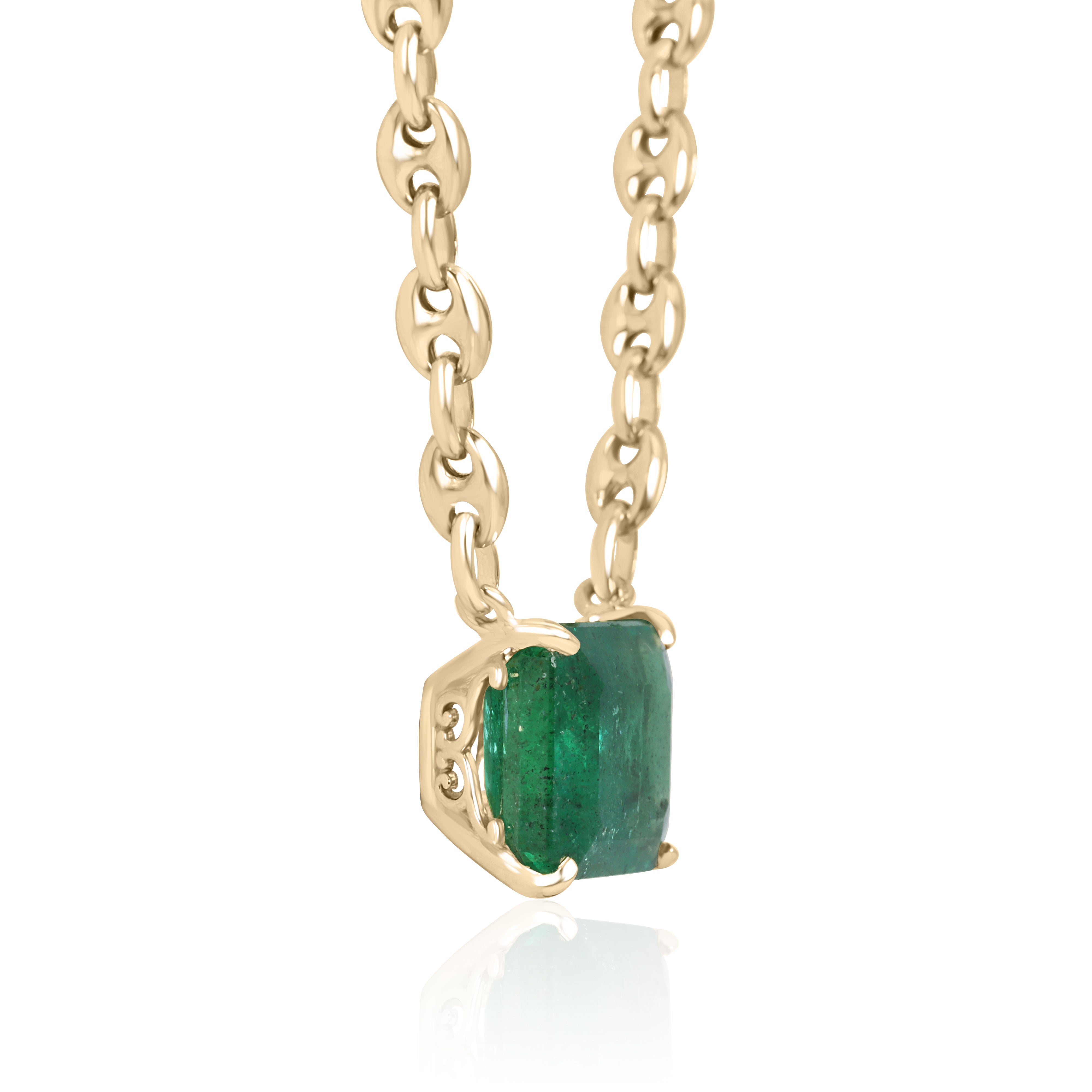 7.30 carat east-to-west emerald solid Gucci link necklace, 20-inch 14K gold, featuring vibrant green emeralds from JR Colombian Emeralds.