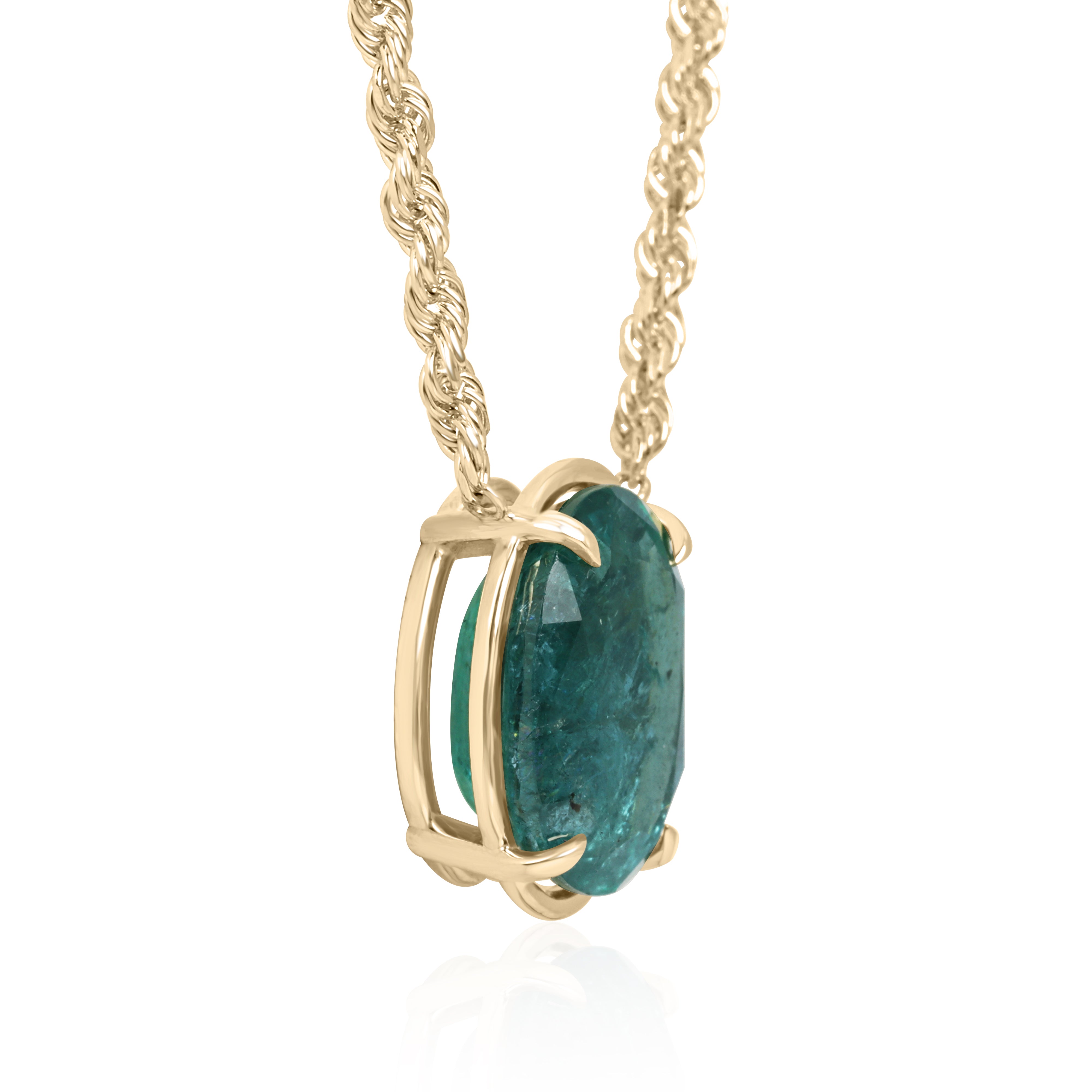 9 carat oval emerald solitaire necklace in 14K yellow gold, featuring a vibrant green emerald gemstone.