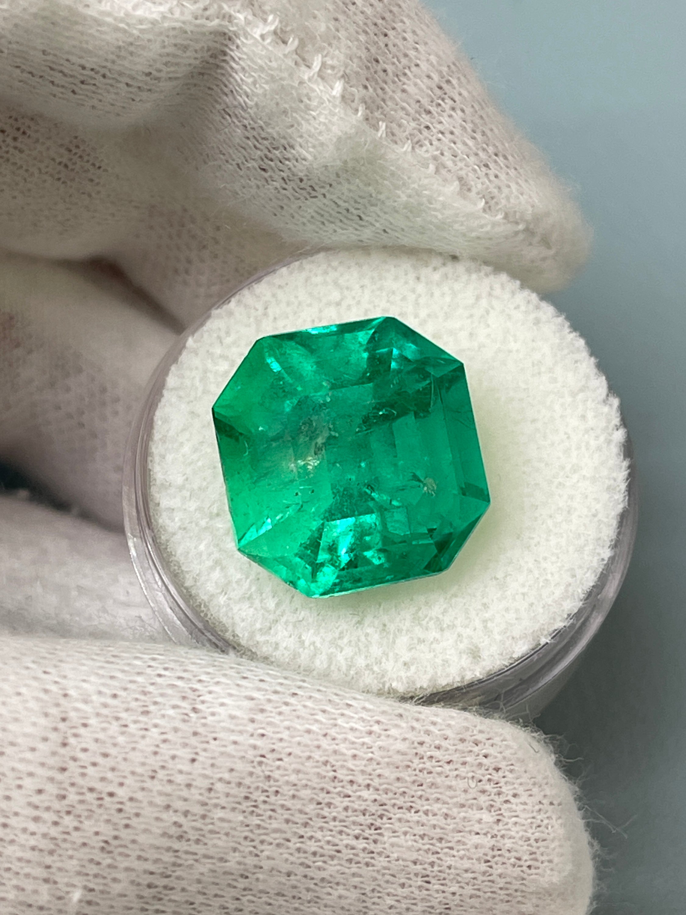 Large 14.83 Carat Large 15x14 AAA+ Loose Colombian Emerald- Asscher Cut - JR Colombian Emeralds