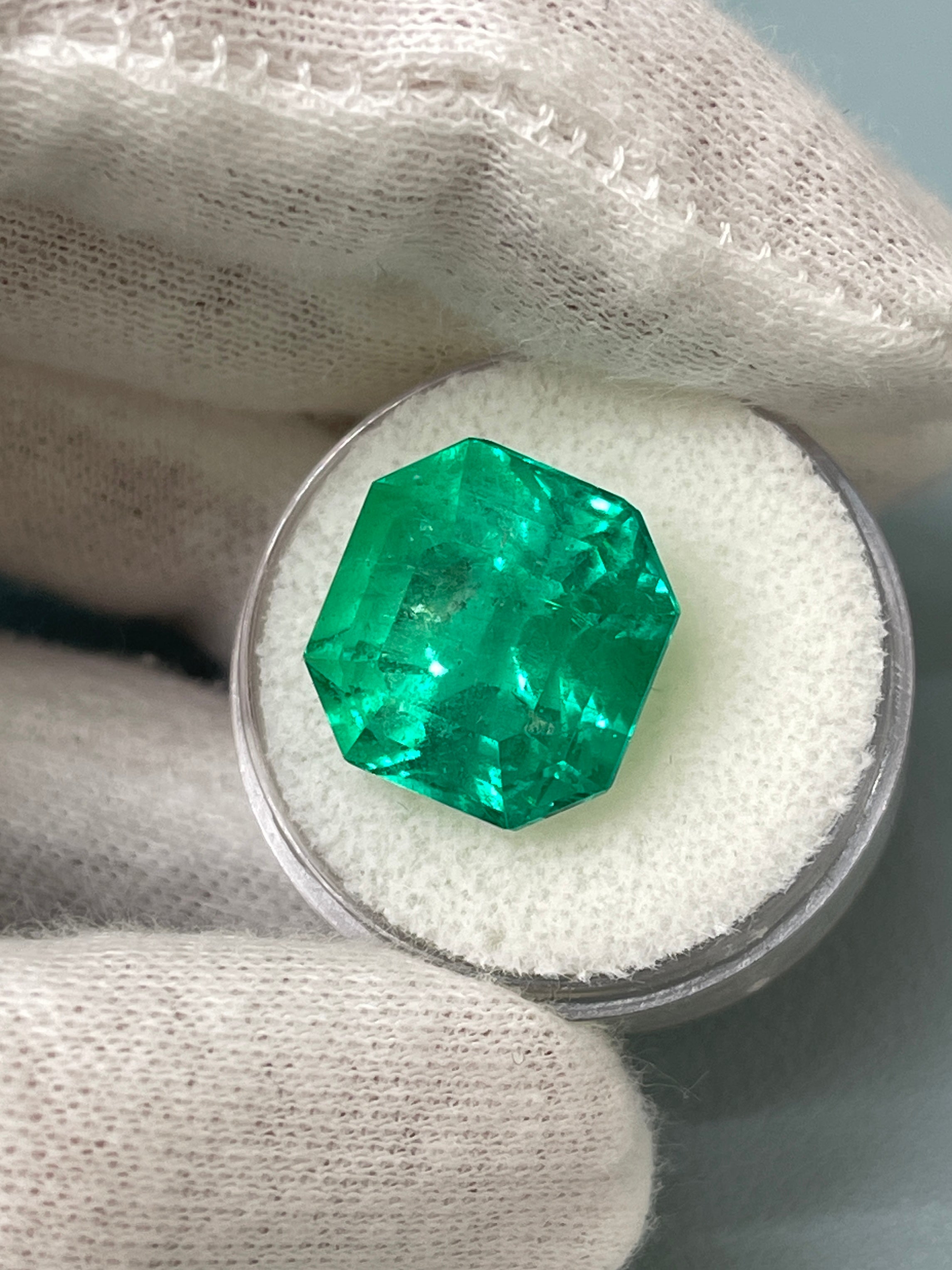 Large 14.83 Carat Large 15x14 AAA+ Loose Colombian Emerald- Asscher Cut - JR Colombian Emeralds
