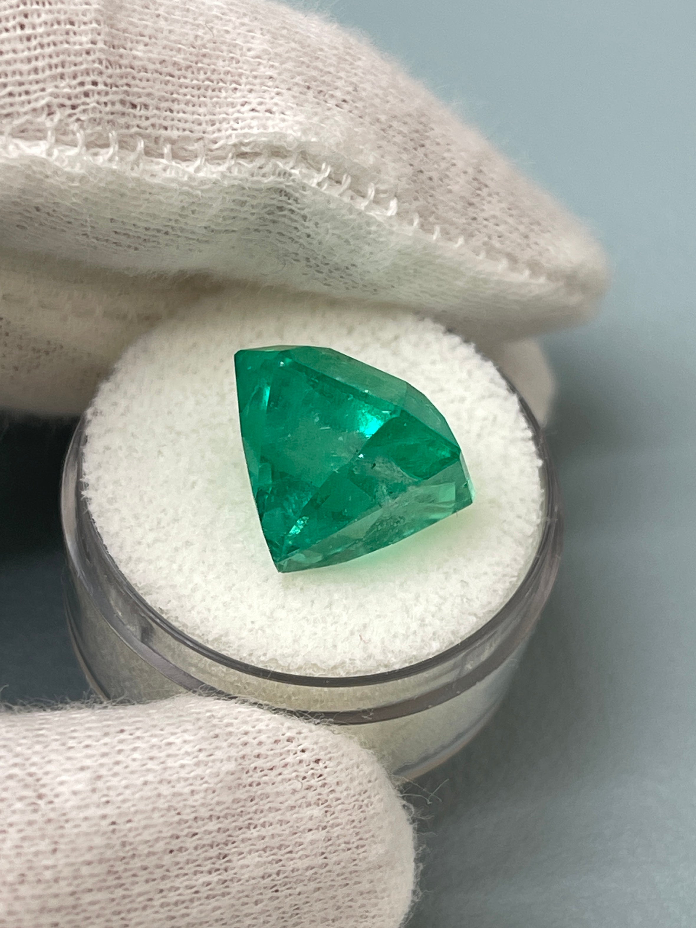 Large 14.83 Carat Large 15x14 AAA+ Loose Colombian Emerald- Asscher Cut - JR Colombian Emeralds