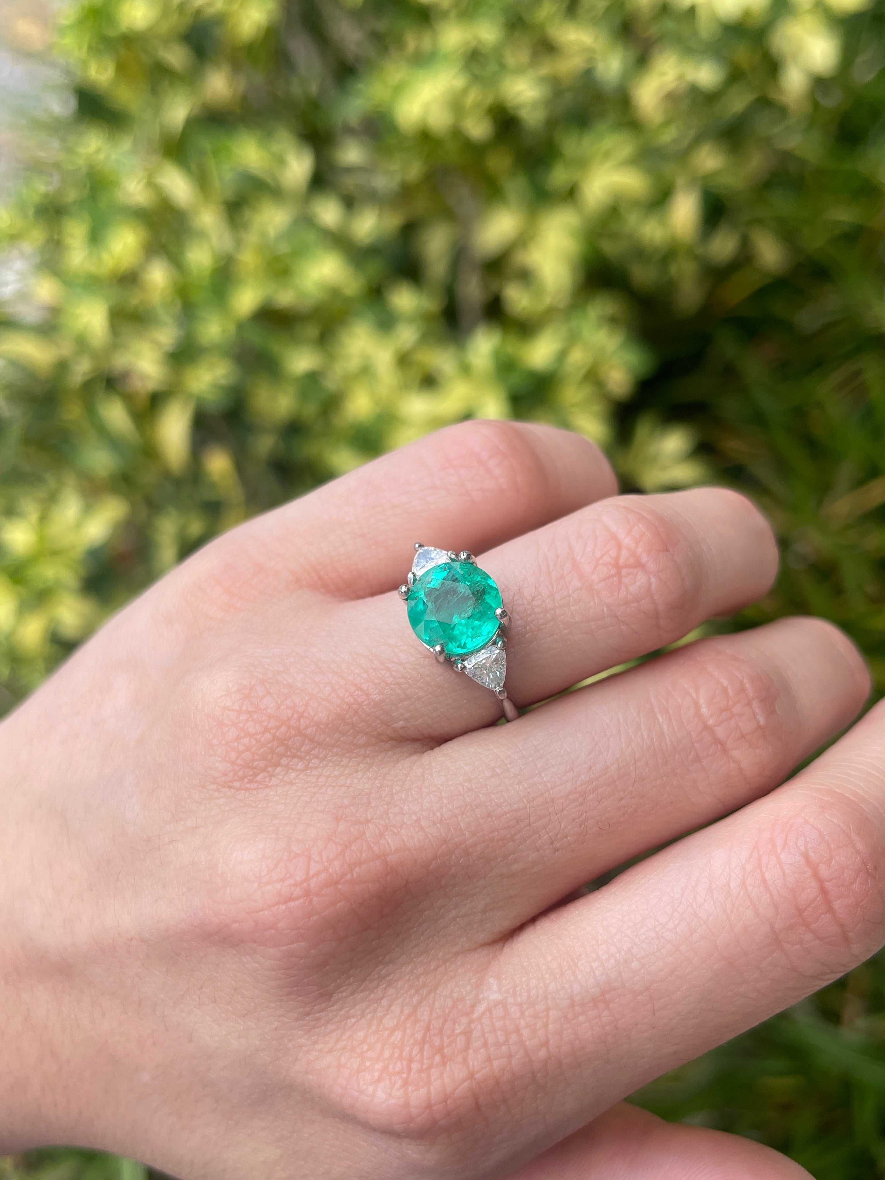 4.39tcw 14K Rare Round Colombian Emerald & Trillion Diamond Three Stone Ring - JR Colombian Emeralds