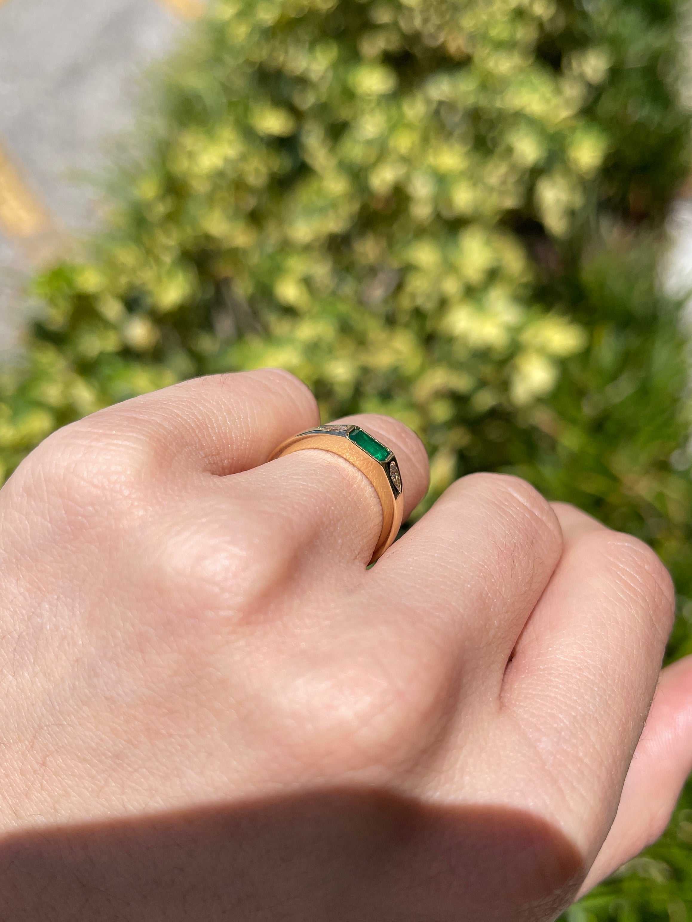 0.91tcw 18K Rich Green Natural Emerald & Pear Diamond Three Stone Band Ring - JR Colombian Emeralds