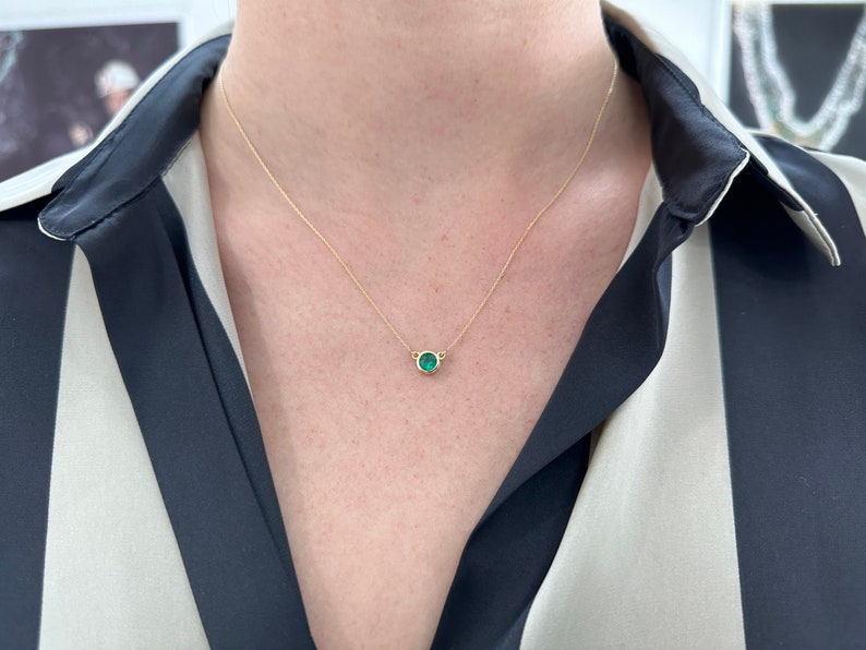 0.42ct 18K AAA Quality Rich Green Round Cut Emerald Necklace - JR Colombian Emeralds