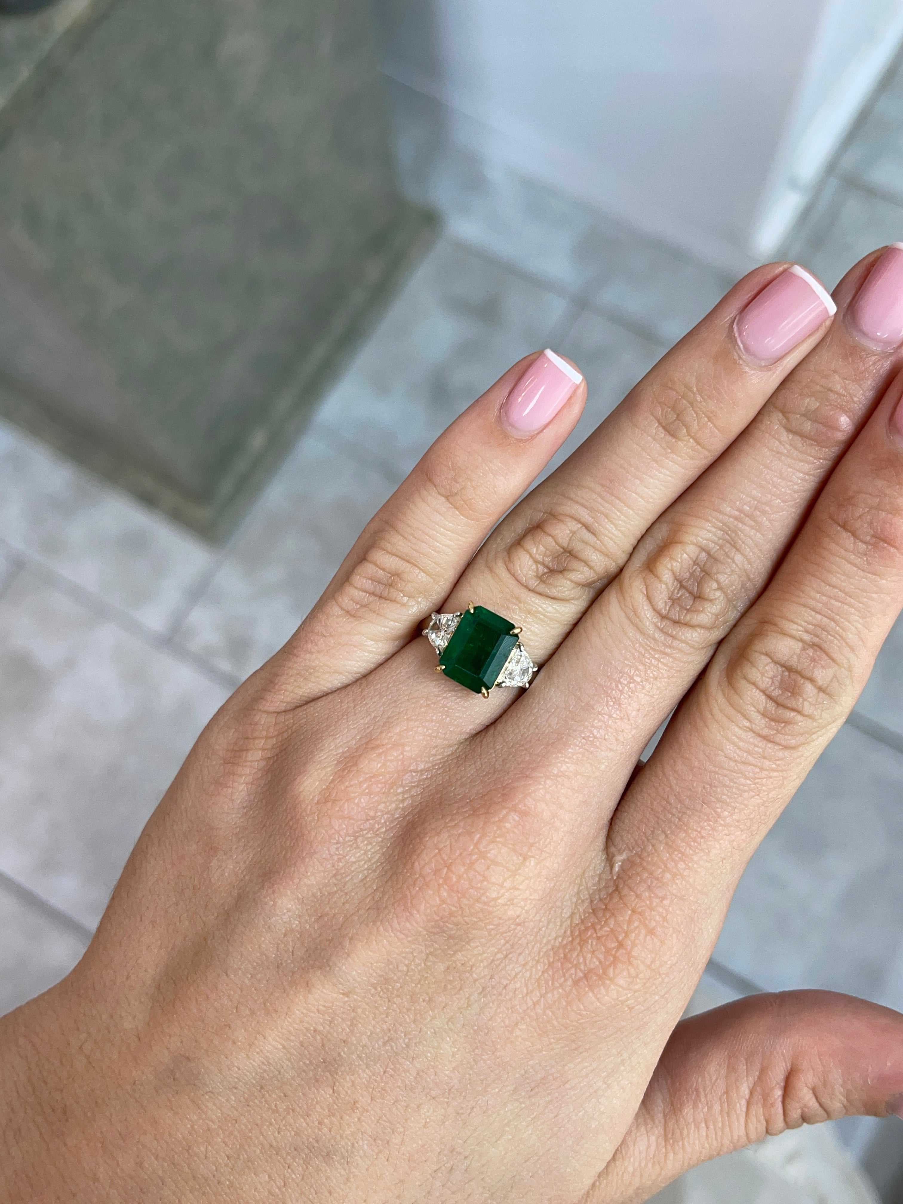 4.79tcw AAA Dark Green Emerald & VVS Diamond Three Stone Ring 18K Plat - JR Colombian Emeralds