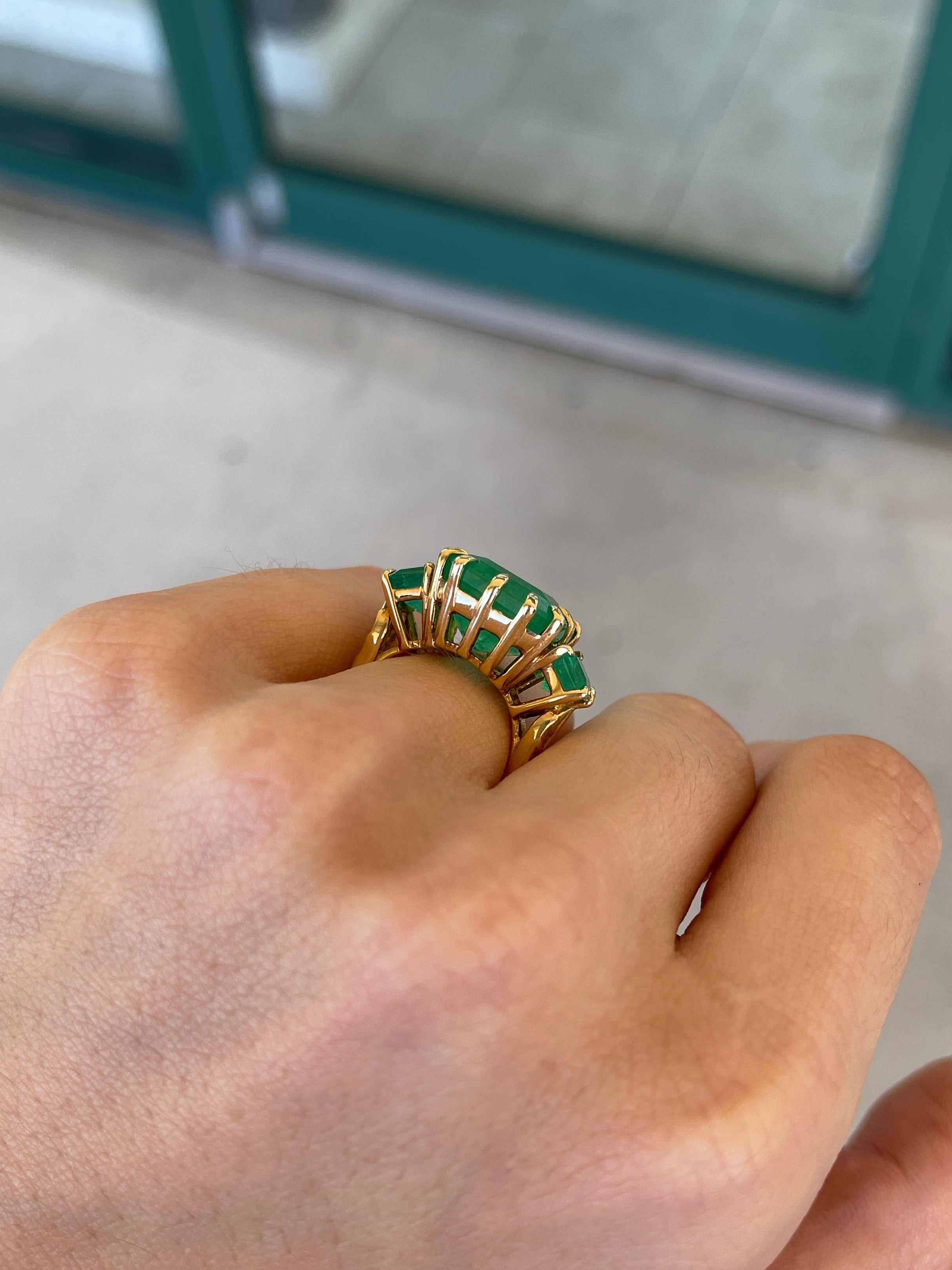 13.73tcw 18K Gold 750 Vivid Medium Green Emerald 3 Stone Trilogy Multi-Prong Ring - JR Colombian Emeralds