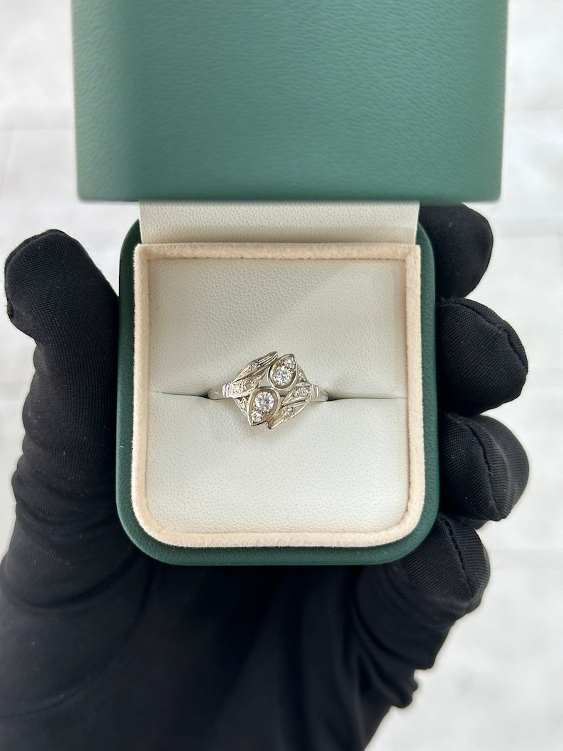 Anello vintage con diamanti taglio rotondo da 0,40 carati – Un gioiello Art Déco in oro bianco 14 carati risalente agli inizi del XX secolo