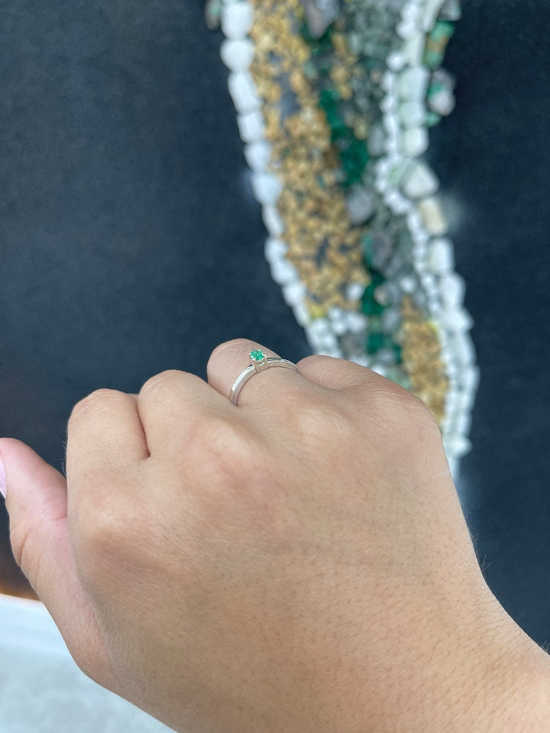 Sterling silver 0.15ct petite pear-shaped green emerald pendant from Colombian Emerald, elegant jewelry for women