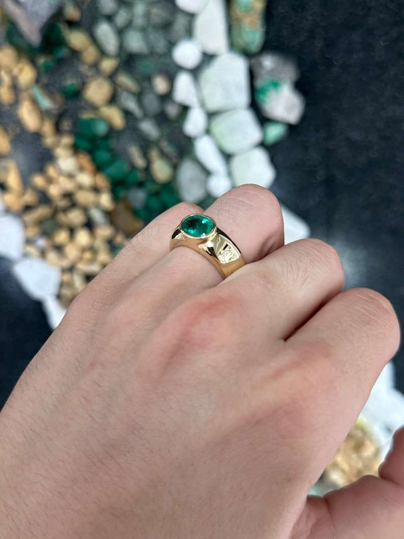 Natural medium green 1.80 carat oval cut emerald solitaire ring in 14K gold, unisex Colombian Emerald ring with elegant design.