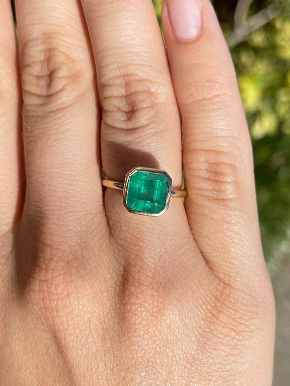 3.18cts Bezel Set Emerald Solitaire Engagement Ring 14K