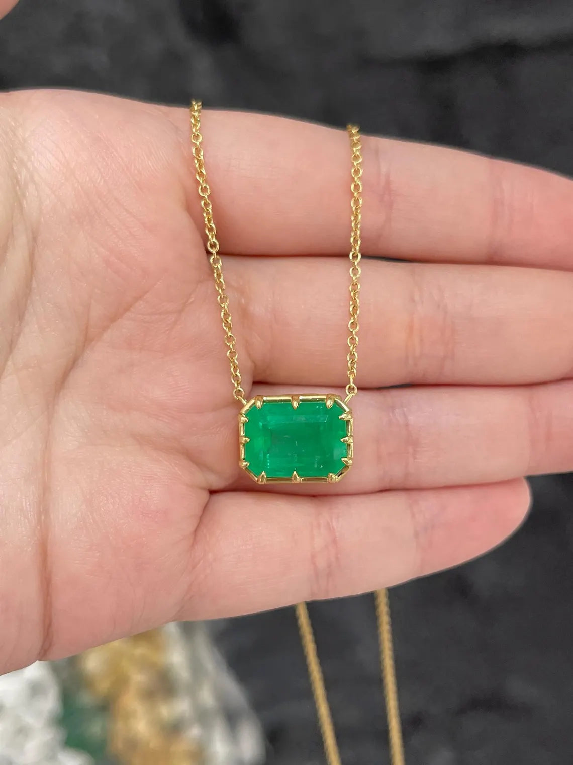 8.52ct Natural Emerald Cut Colombian Emerald Vintage Pendant Necklace