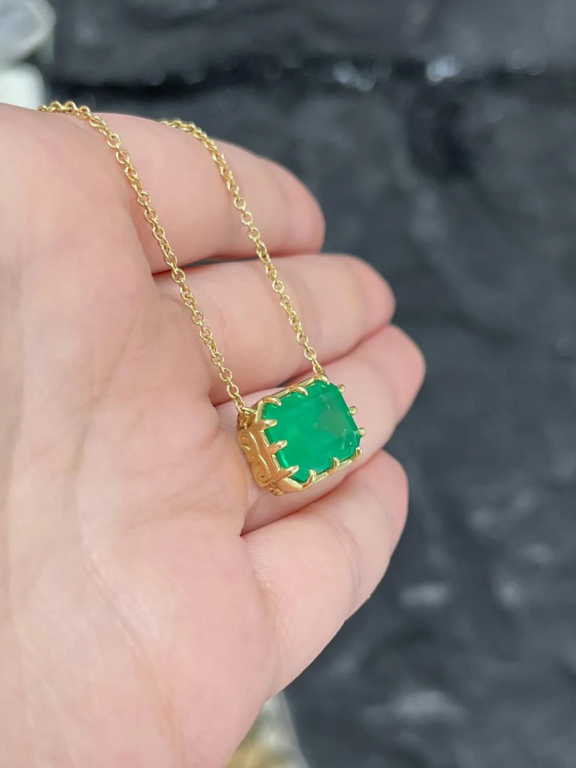 8.52ct Natural Emerald Cut Colombian Emerald Vintage Pendant Necklace