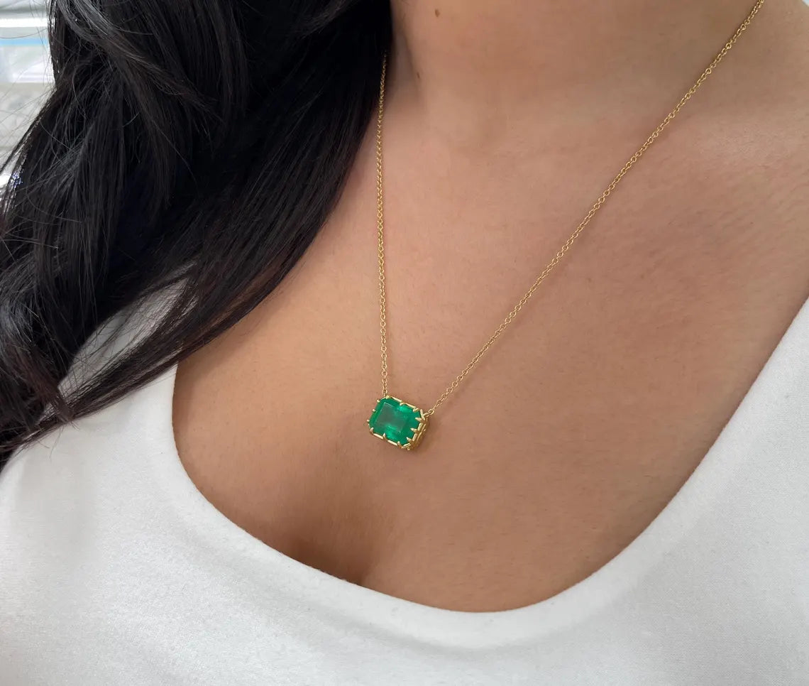 8.52ct Natural Emerald Cut Colombian Emerald Vintage Pendant Necklace
