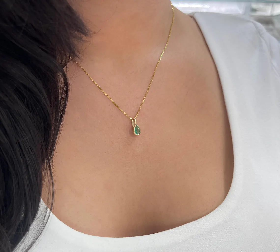 1.0ct Natural Pear Cut Emerald Solitaire Pendant Charm for May Birthday