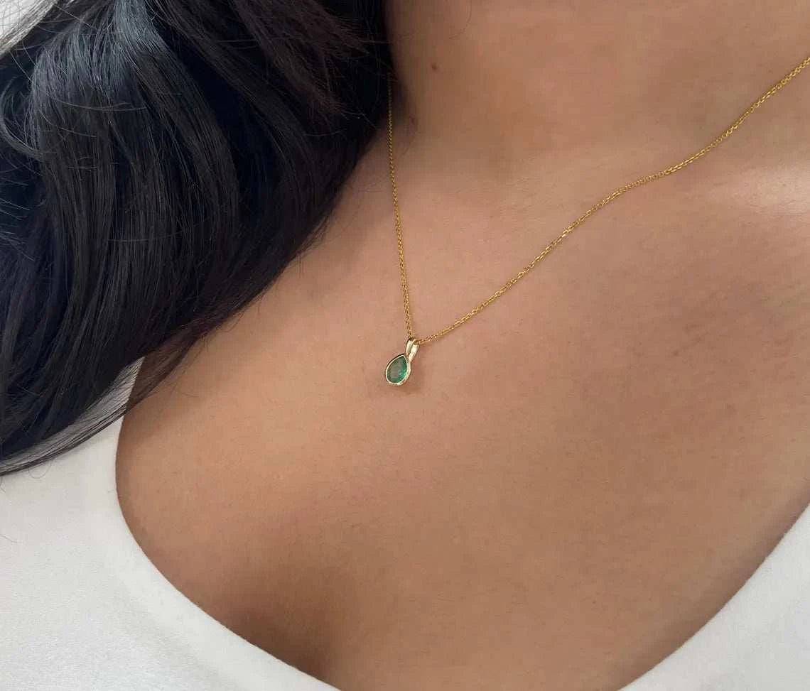 1.0ct Natural Pear Cut Emerald Solitaire Pendant Charm for May Birthday