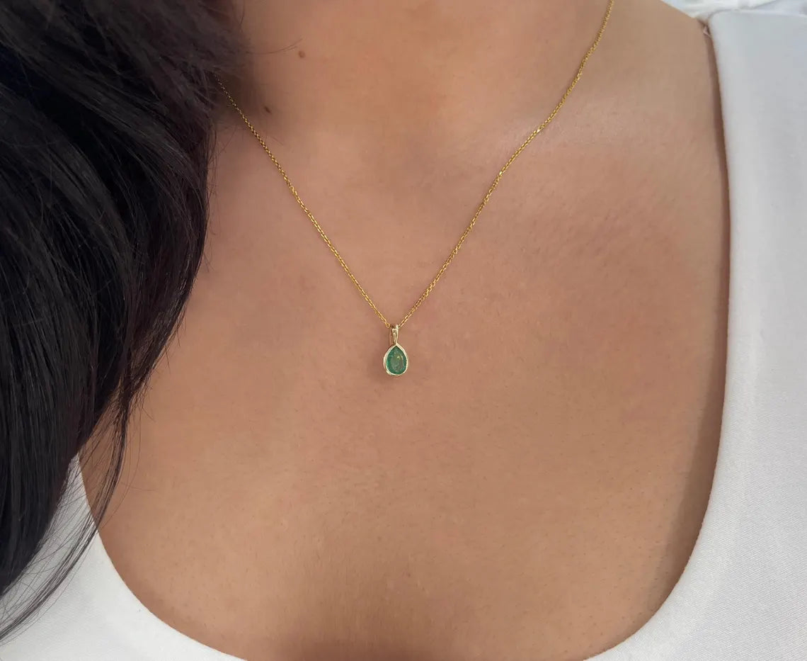 1.0ct Natural Pear Cut Emerald Solitaire Pendant Charm for May Birthday