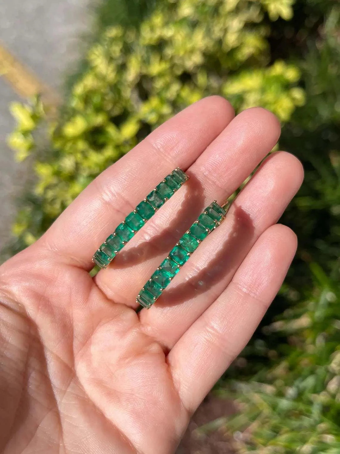 20.69ct Grand Natural Emerald Hoop Earrings Showcase East West Settings
