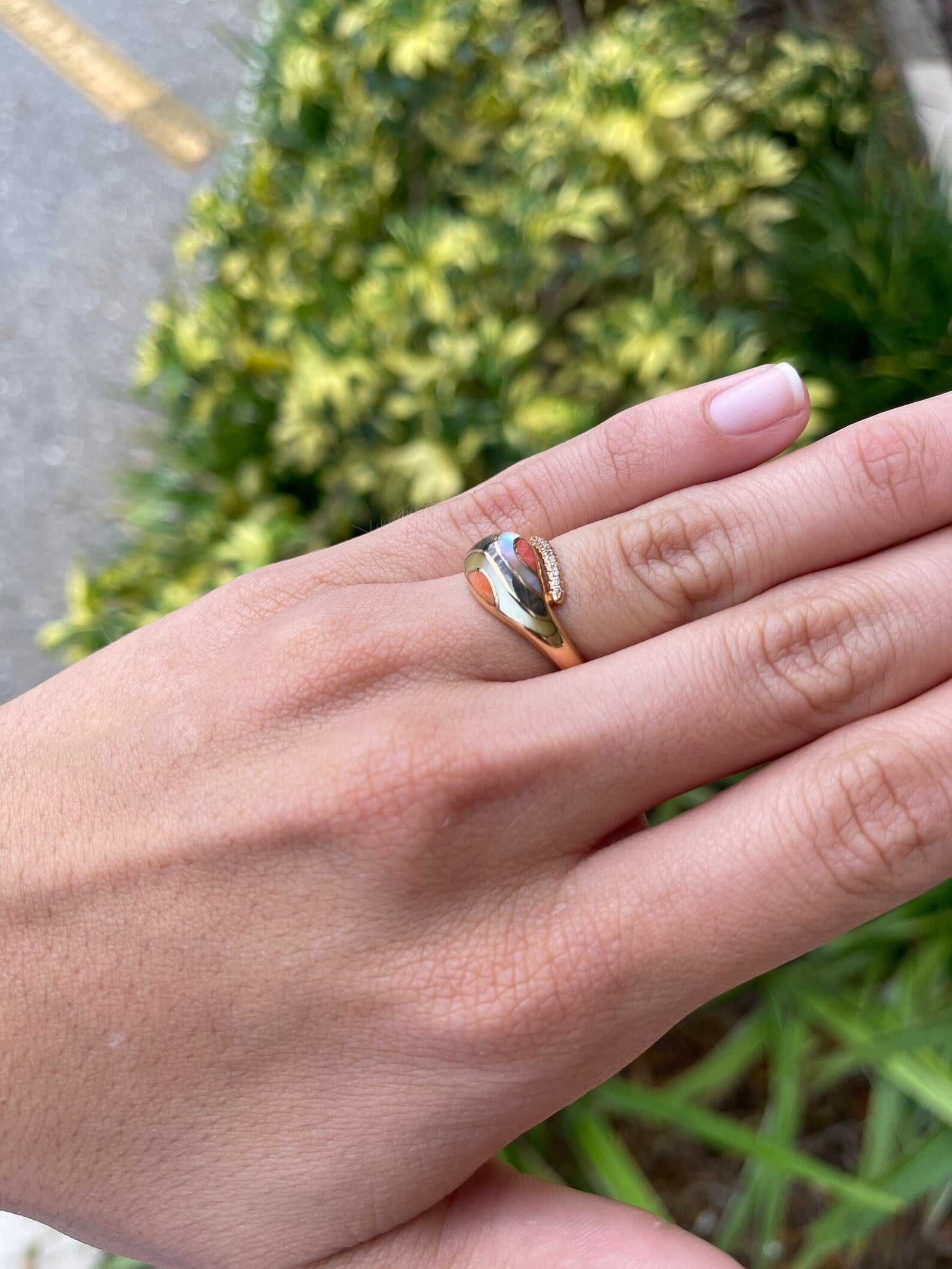 3.06tcw 18K Serpenti Mother of Pearl, Agate, & Diamond Snake Ring