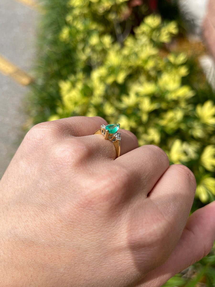 Eternal Radiance: 14K Gold Ring with 1.30tcw Emerald & Diamond Pear Shape V-Prong Accent - A Timeless Beauty
