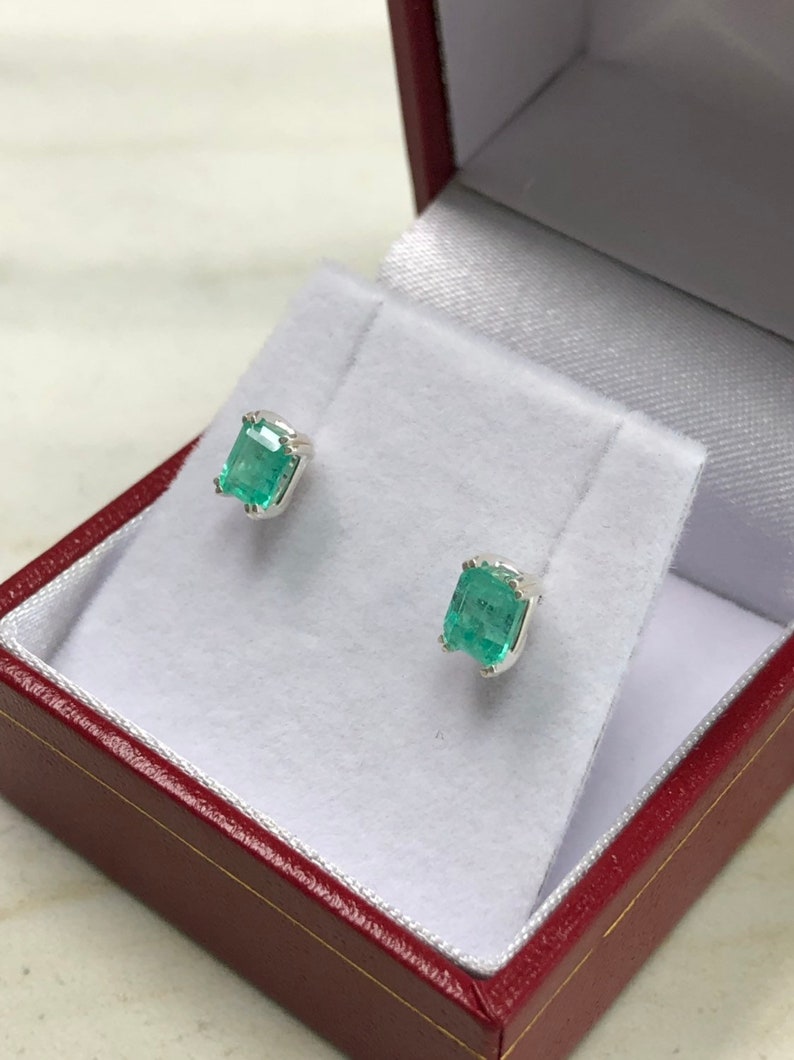 1.15cts Colombian Emerald Sterling Silver May Push Back Earrings 925