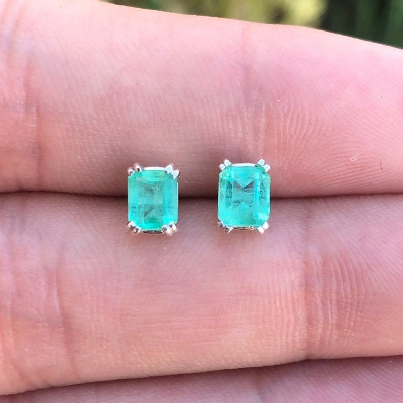 1.15cts Colombian Emerald Sterling Silver May Birthstone Push Back Earrings 925