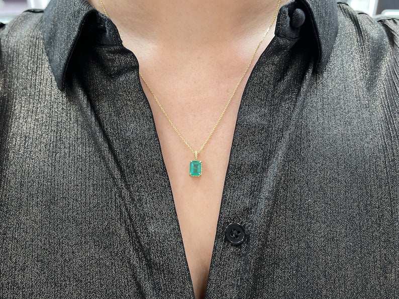 2.40ct 14K Bluish Green Solitaire Emerald Rope Scroll Four Prong Pendant Necklace