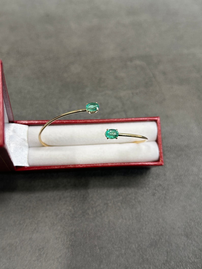 1.80tcw 14K Natural Oval Cut Vivid Medium Light Green Emerald Toi Et Moi Cuff Bangle Bracelet