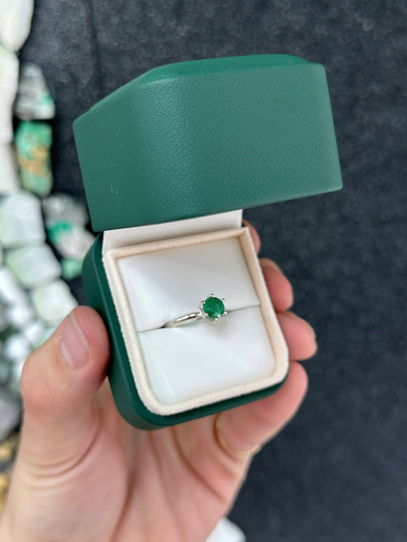 Chic and Timeless: 14K White Gold Engagement Ring with 1.0ct Medium Dark Green Emerald Round Cut Solitaire