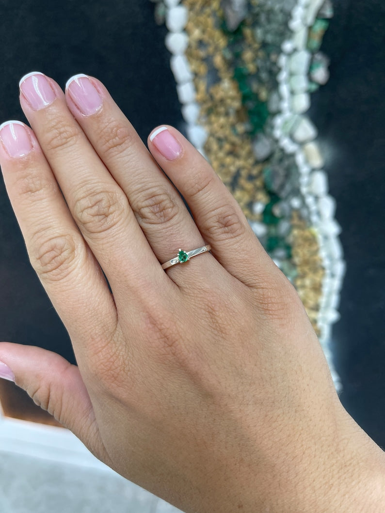0.15ct Sterling Silver 925 Petite Pear Cut Vivid Medium Green Emerald Ring