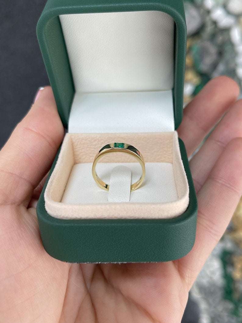 0.40ct 14K Gold Square Princess Cut Emerald Solitaire Stacking Pinky Ring - JR Colombian Emeralds