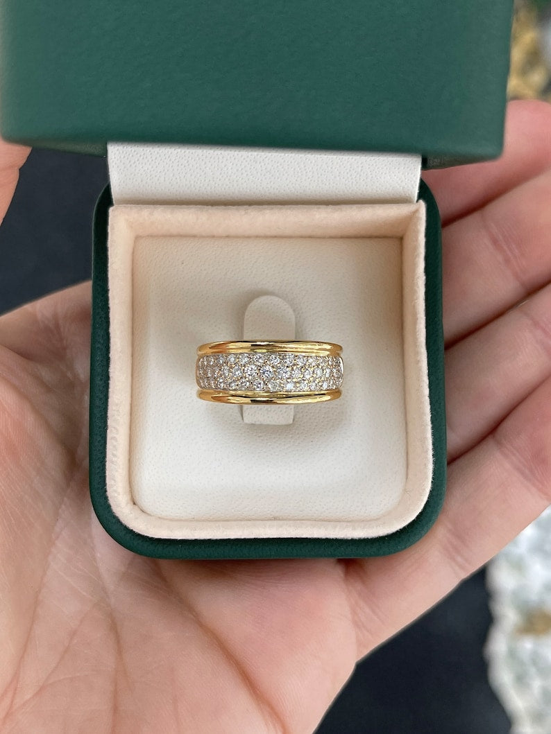 0.50tcw 18K Thick Yellow Gold Brilliant Round Cut Diamond Cluster Unisex Ring
