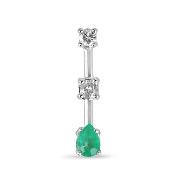 0.52tcw 14K White Gold 585 Graduated Emerald & Diamond Necklace